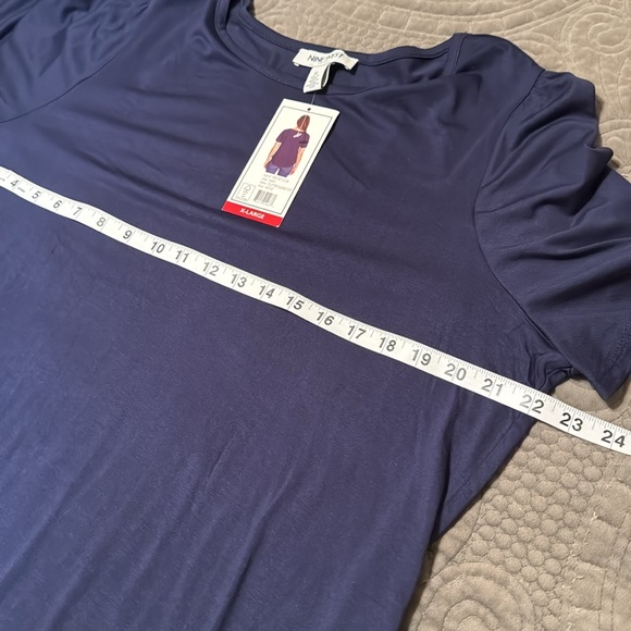 NINE WEST Flutter Sleeve Top. Size XL - Picture 9 of 13